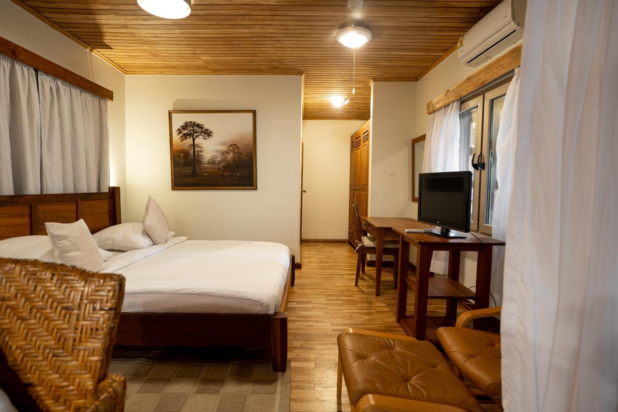Esther'S Hotel Akra Zewnętrze zdjęcie