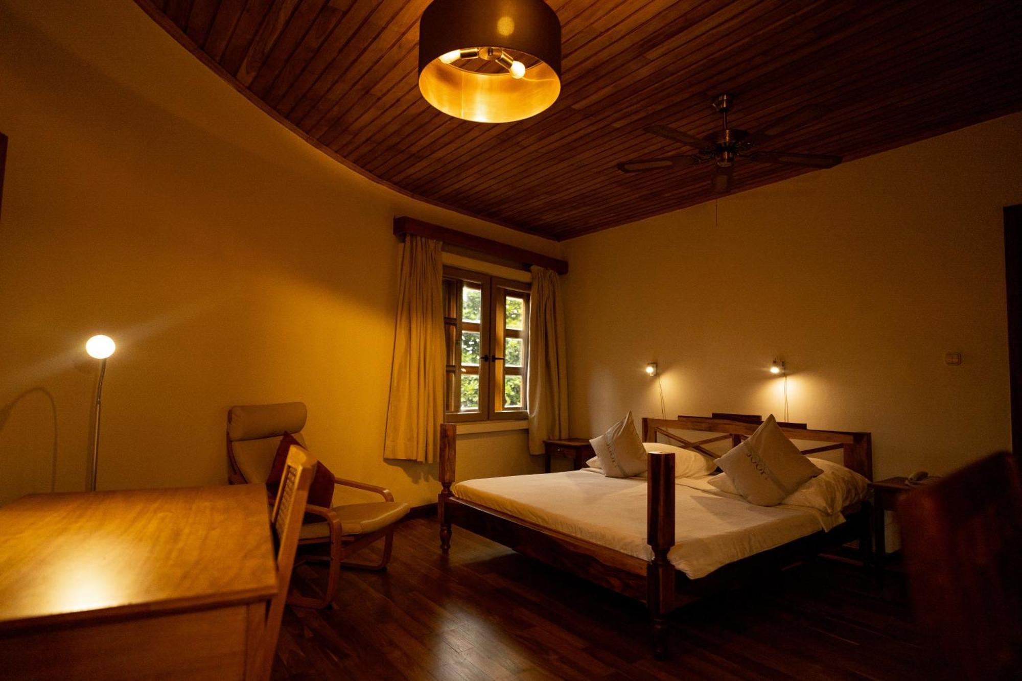 Esther'S Hotel Akra Zewnętrze zdjęcie
