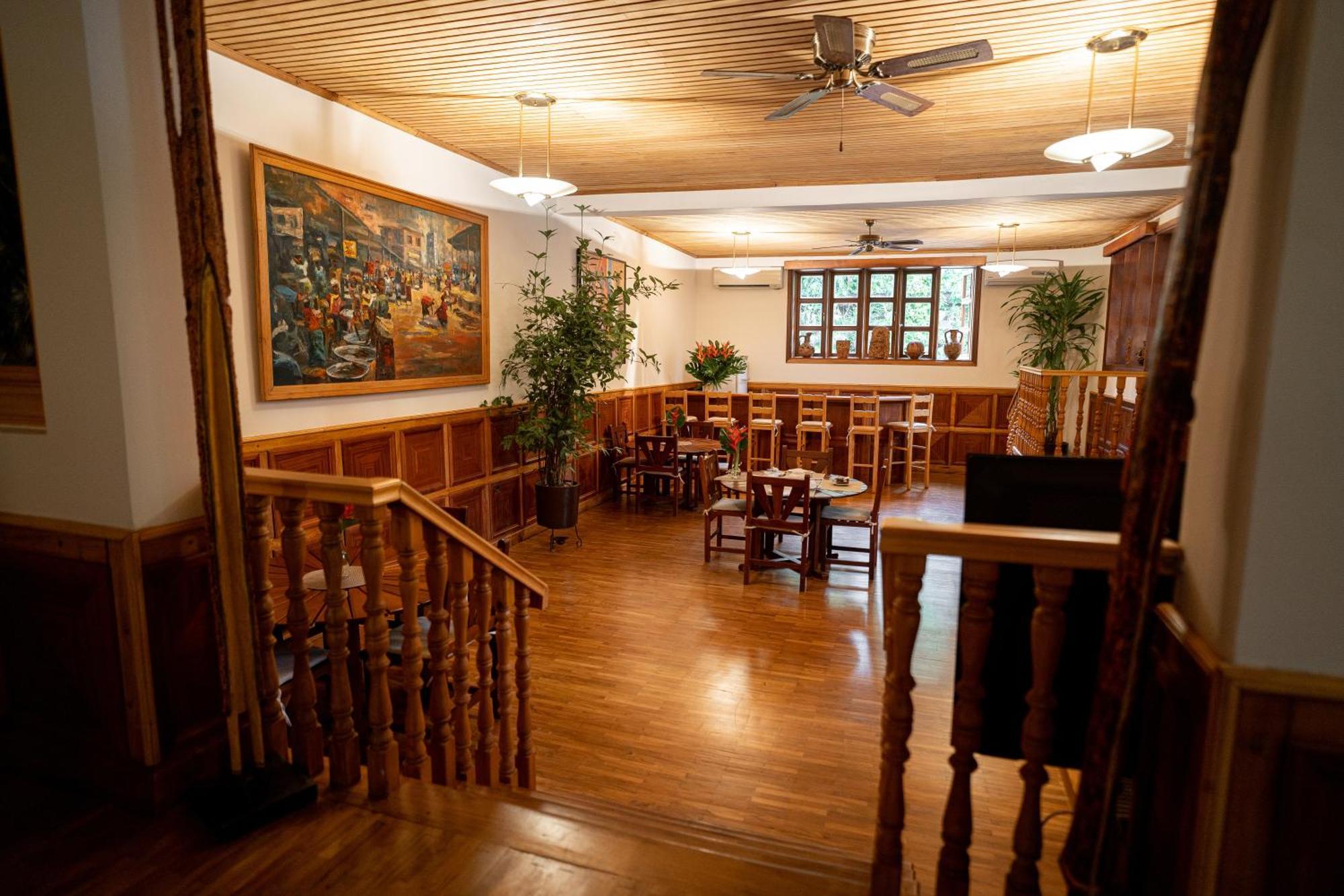 Esther'S Hotel Akra Zewnętrze zdjęcie