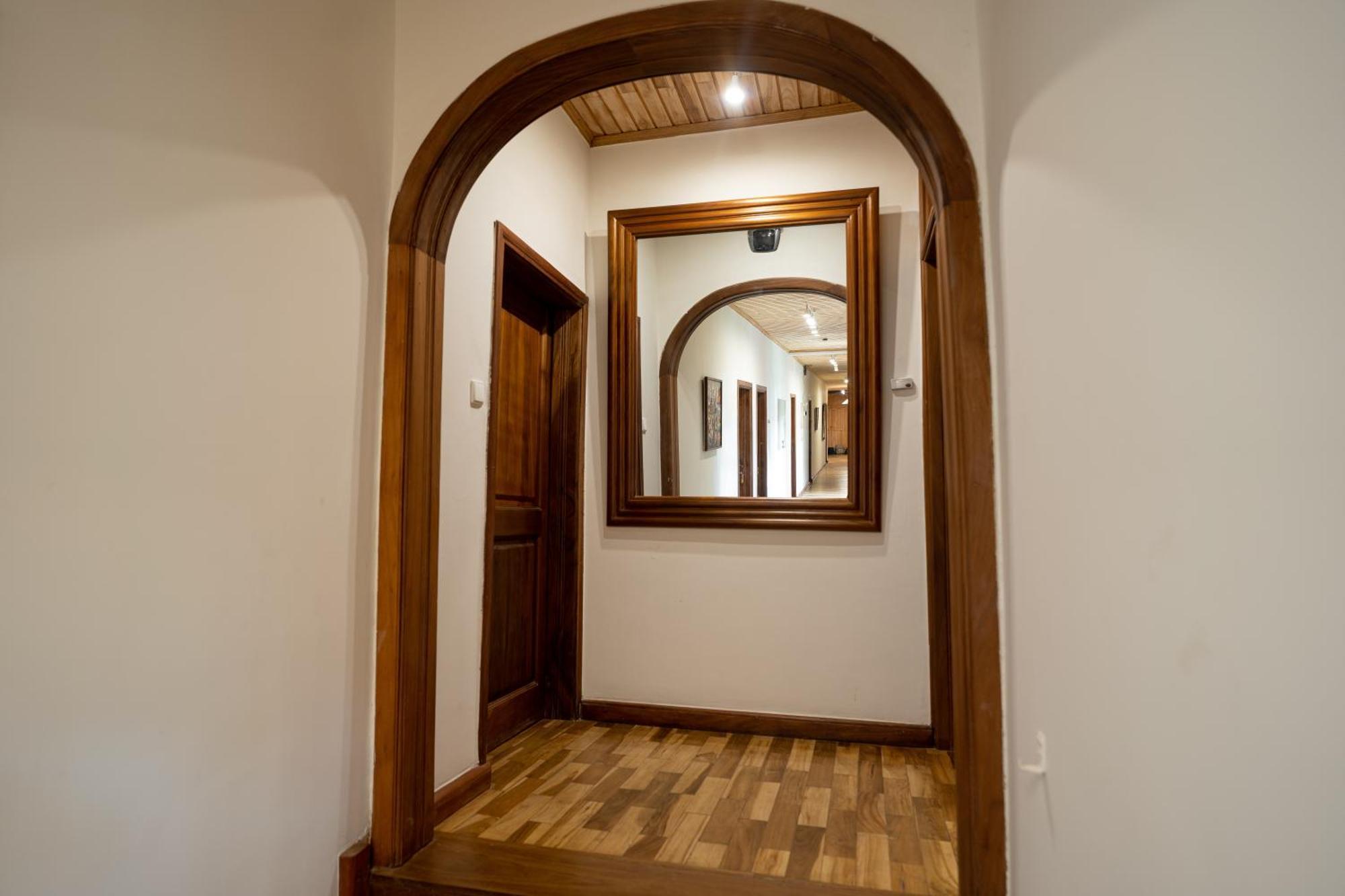 Esther'S Hotel Akra Zewnętrze zdjęcie