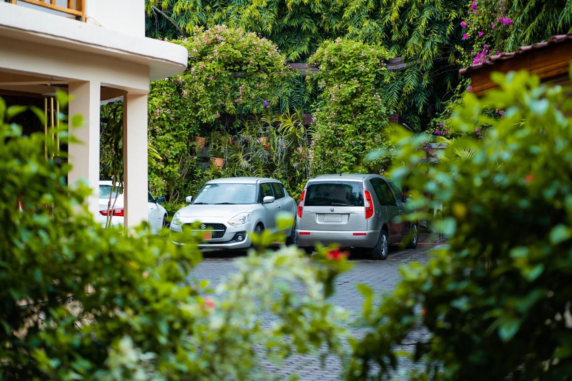 Esther'S Hotel Akra Zewnętrze zdjęcie