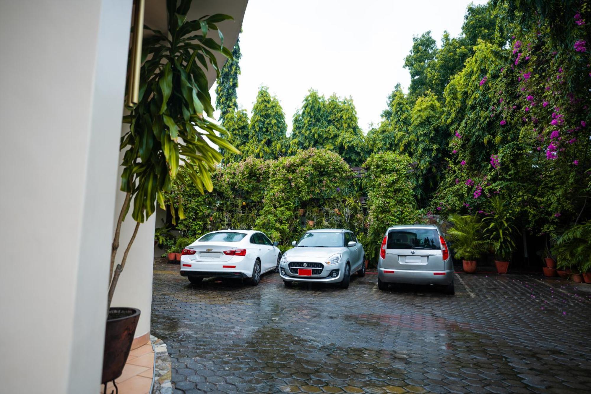 Esther'S Hotel Akra Zewnętrze zdjęcie